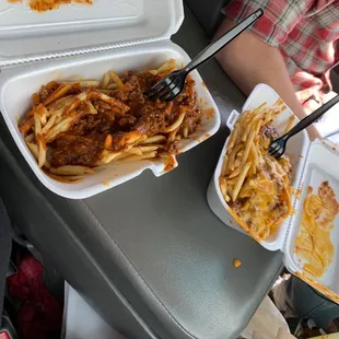 Freddy's food is good if they'd actually give people forks