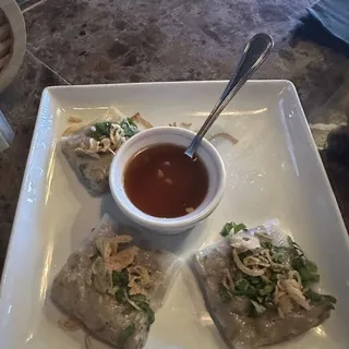 Steamed Vietnamese Rice Flour Dumplings Filled