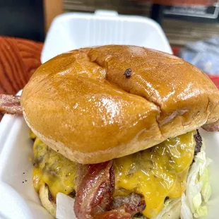 Bacon cheeseburger