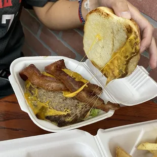 Bacon Cheeseburger