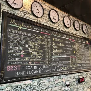 Fredi&apos;s menu board