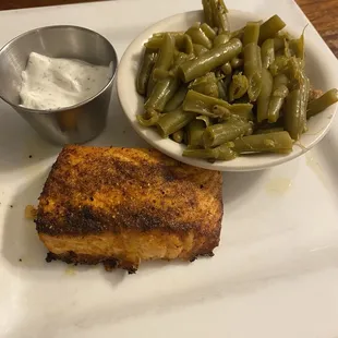 4oz (dill) salmon and green beans