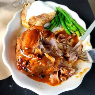 Fredrick’s of Savourys