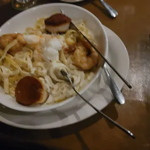 Seafood Alfredo.