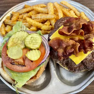Bacon cheeseburger