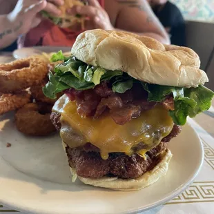 The Hickory Chicken Sandwich with no BBQ OR tomato