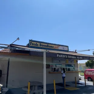 Fred's down home Burger shop