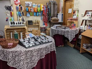 Laine's Dutch Country Store