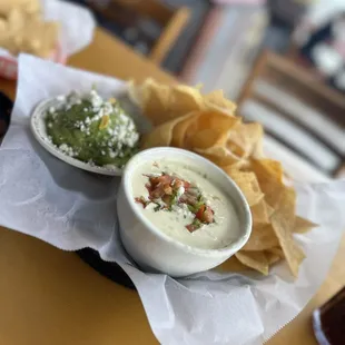 Duo dip, this includes the cheese dip and also the guacamole. It&apos;s one of the main reasons I come here.