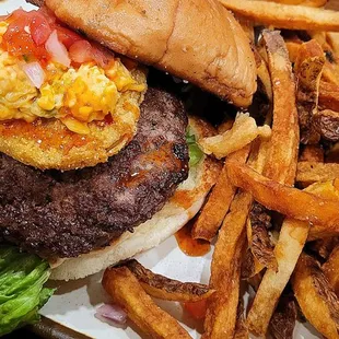 The Whistlestop Burger w/fries