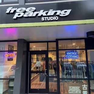 The shop outside (I would never have guessed this was a clothing store by the name)