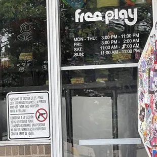 Warning for people who would like to be patrons that your 2A rights are not welcome in their business.