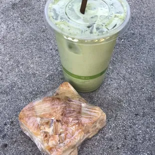 matcha latte + apple cloud