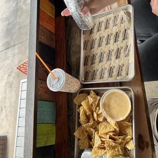 Burritos Chips &amp; Dips