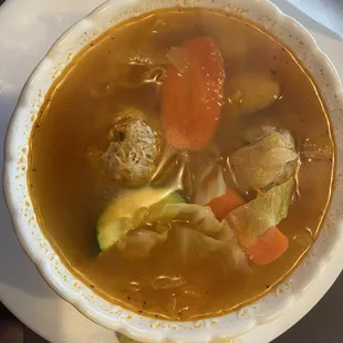 Albóndiga soup
