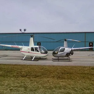 Robinson R22 and R44 helicopters.