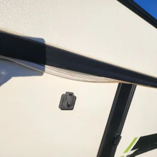 This is just one of the photos they got paid hours to redo the seal and this is how I get it back