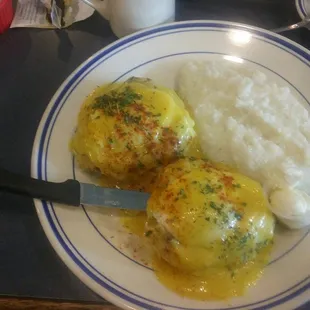 Crab Benedict. MUCH better than the Dor-Stop's.  Tastes like fresh, flavorful crab. ML &amp; I both chose grits for our side. Mmmmm!