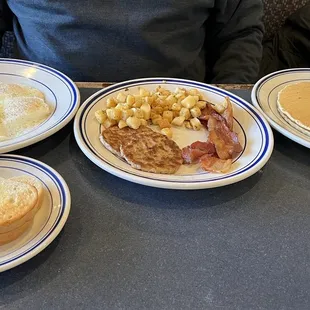 Toast Eggs, sausage, home fries Pancakes