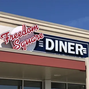 Good solid place for breakfast and lunch.  Big serving sizes, with reasonable prices.