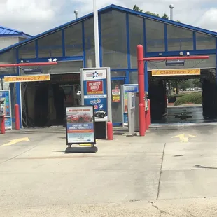 The Automatic Car Wash at Freedom Wash