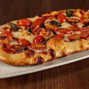 Margherita Flatbread Pizza