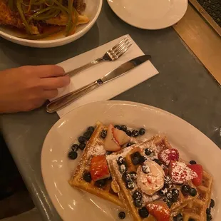 Fried Chicken &amp; Waffle