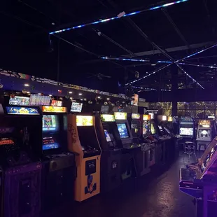 More arcade area - and the bar is behind that bay of machines