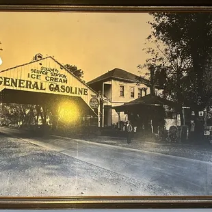 Picture of Historic  building across the street. 12/4/2022