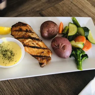 Fresh Baked Salmon Filet Dinner