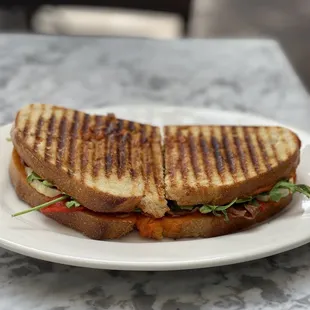 Breakfast Sandwich 5/10