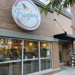 Freezing Thai Rolled Ice Cream