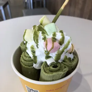 Giant green tea ice cream！