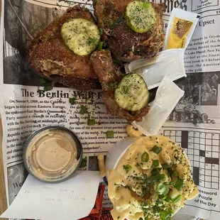 3 piece chicken and Mac and cheese