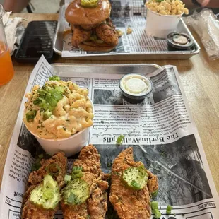 Three tenders and Mac and cheese.