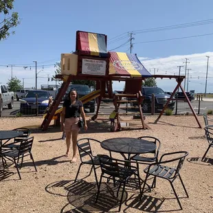 Play structure