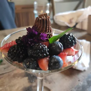 Vegan chocolate Mousse with out of this world fruit