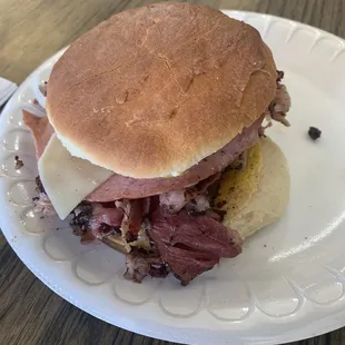 Pastrami sandwich (small)