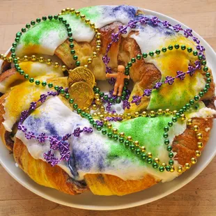 New Orleans Style Kings&apos; Cake
Choose from: Cinnamon, Cream Cheese or Almond