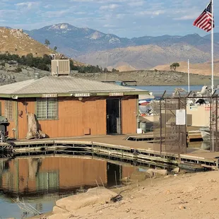 Dock and store in the marina