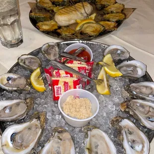 Raw &amp; Chargrilled Oysters! @diningwithkels