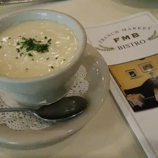 Cream of Brie & Crabmeat Soup
