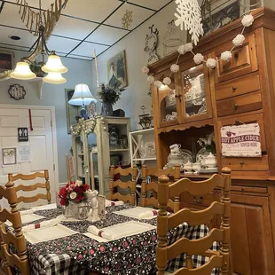 interior, ramen and noodles