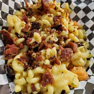 Zombie Mac and Tots with Bacon
