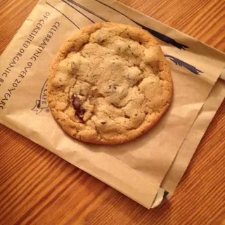 "The" Chocolate Chip Cookie