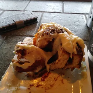 Giant Cinnamon Roll