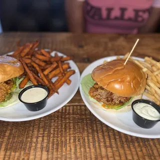 Hot Chix Sandwich
