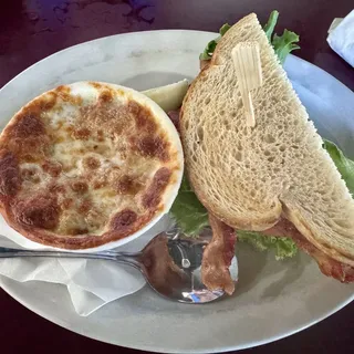 1/2 Sandwich and Soup