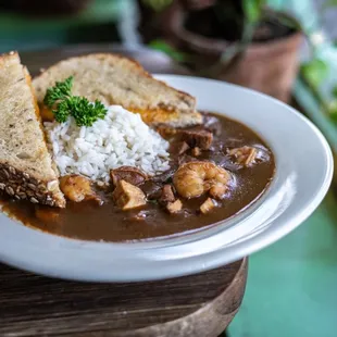 Chef Dwayne&apos;s Gumbo