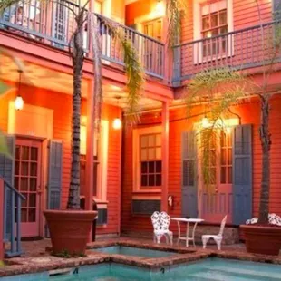Beautuful courtyard.